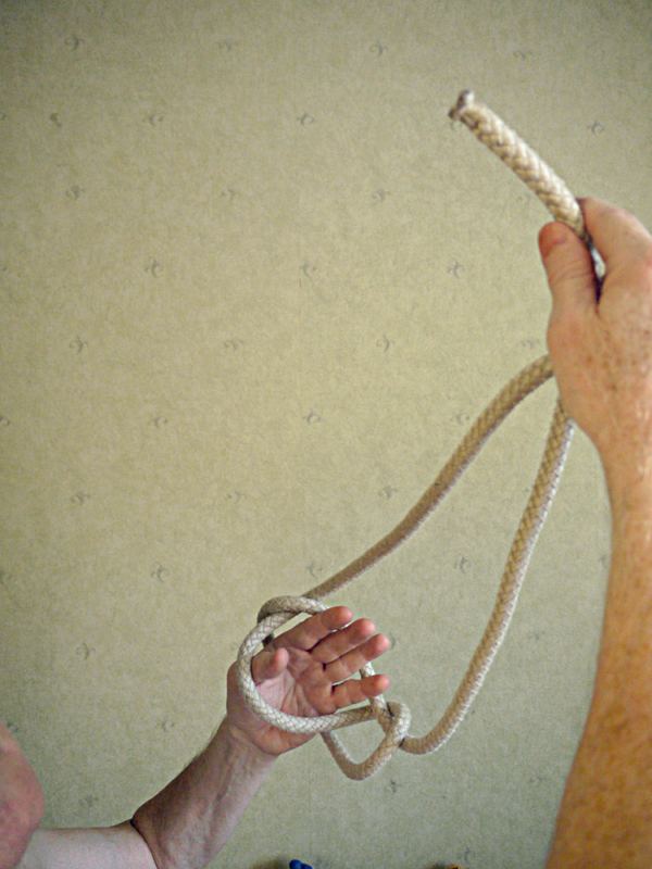 slipknot_bowline_step_5.JPG