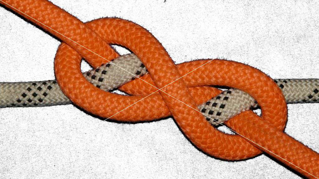 Strangle 2 midline bend (top view).jpg