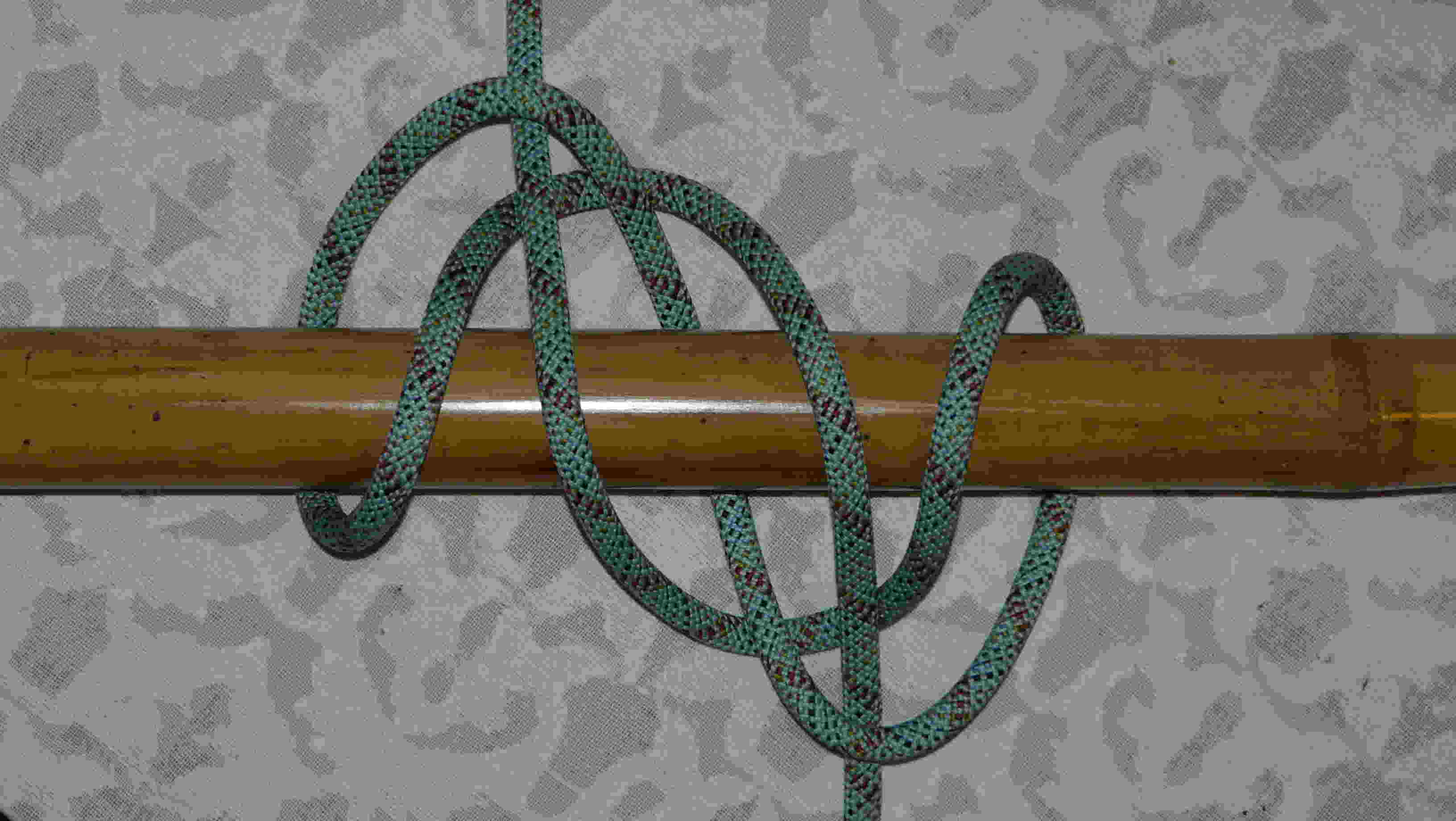 Back side ( loose knot ).JPG