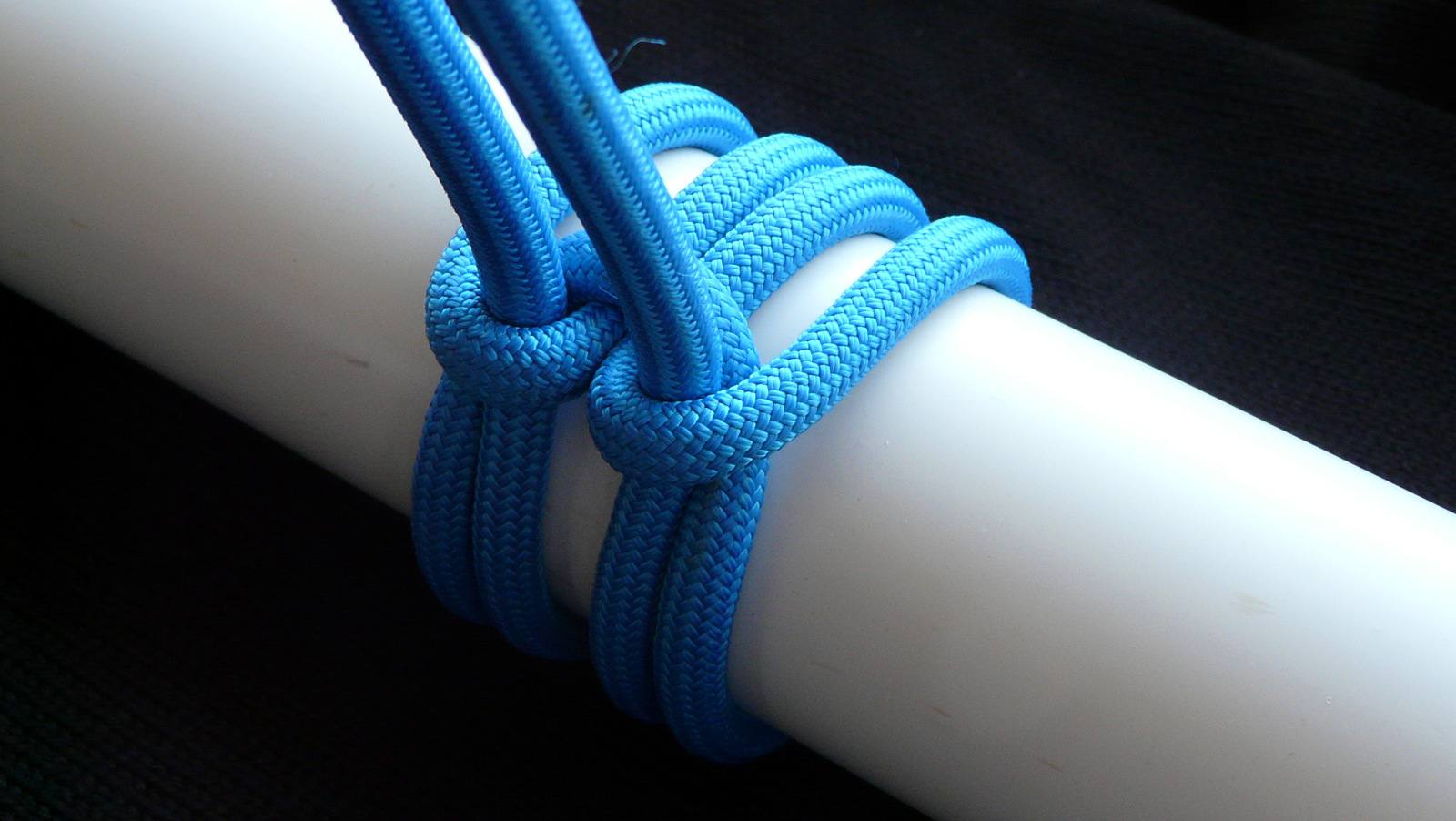 Double Cow hitch 3.JPG