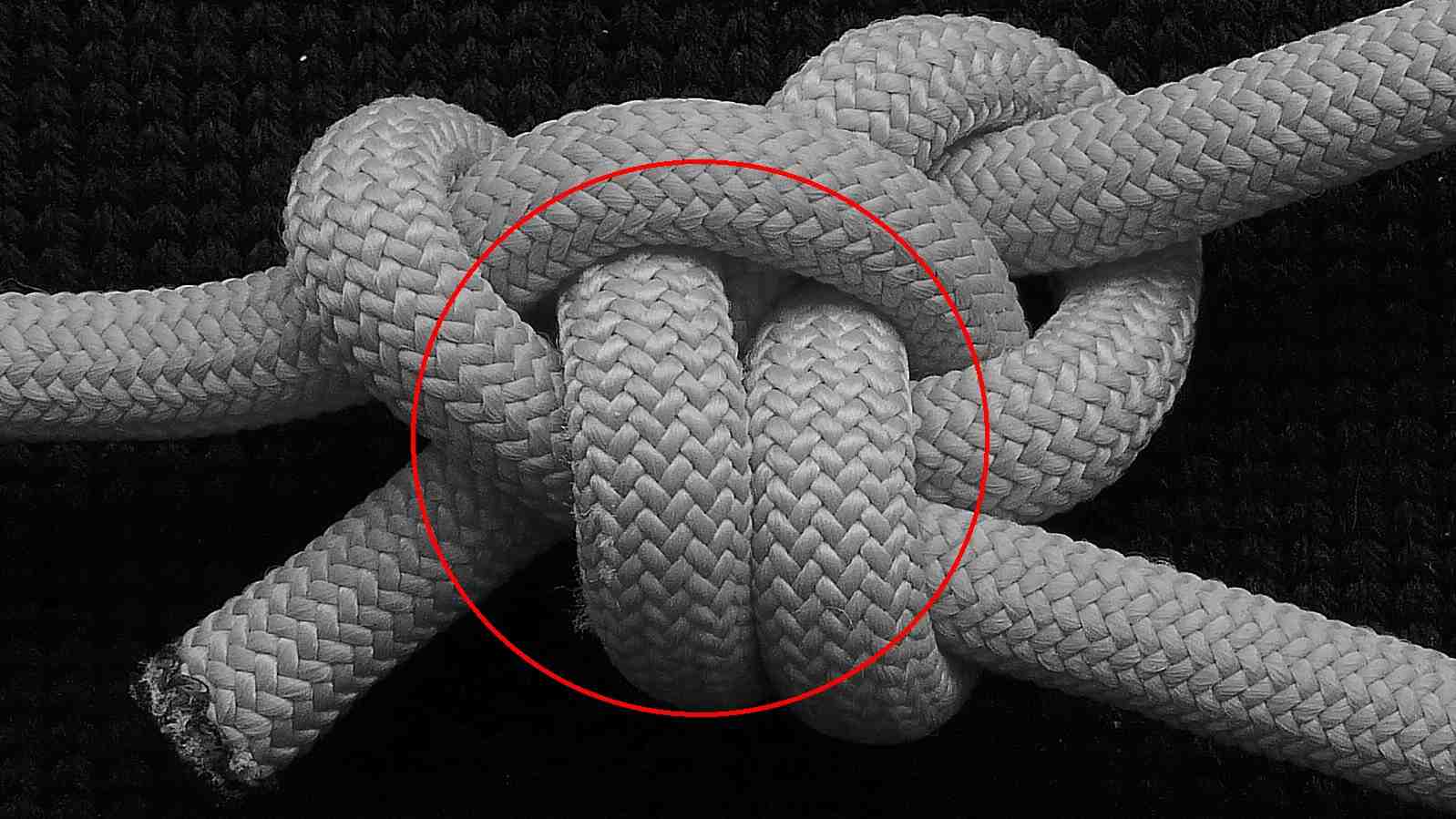 Double Ampersand bowline (2)(detail).jpg