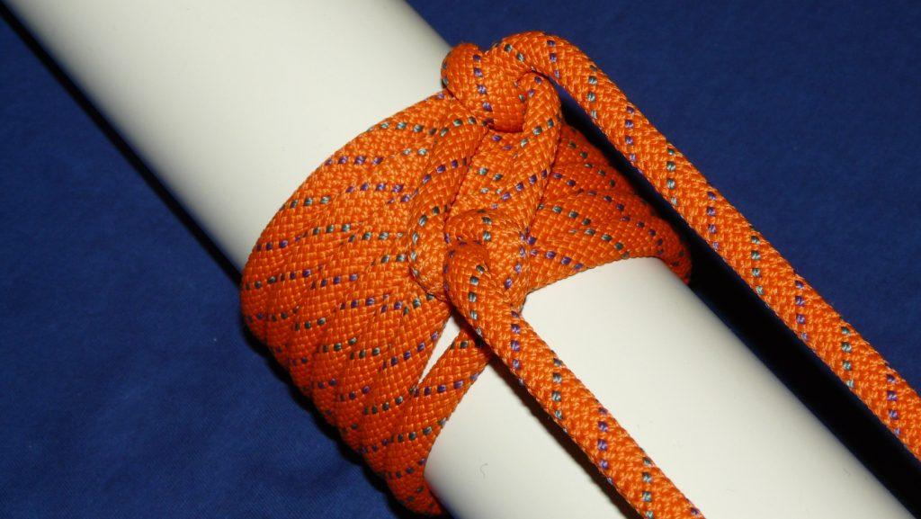 simple pre-tensioned gripping hitch using a m.a. (detail)2.JPG