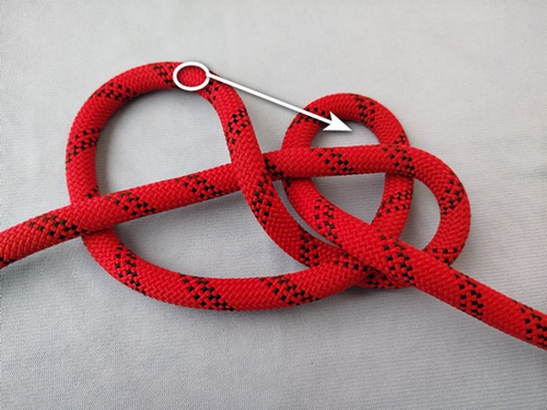 Tying 1054 with overhand.jpg