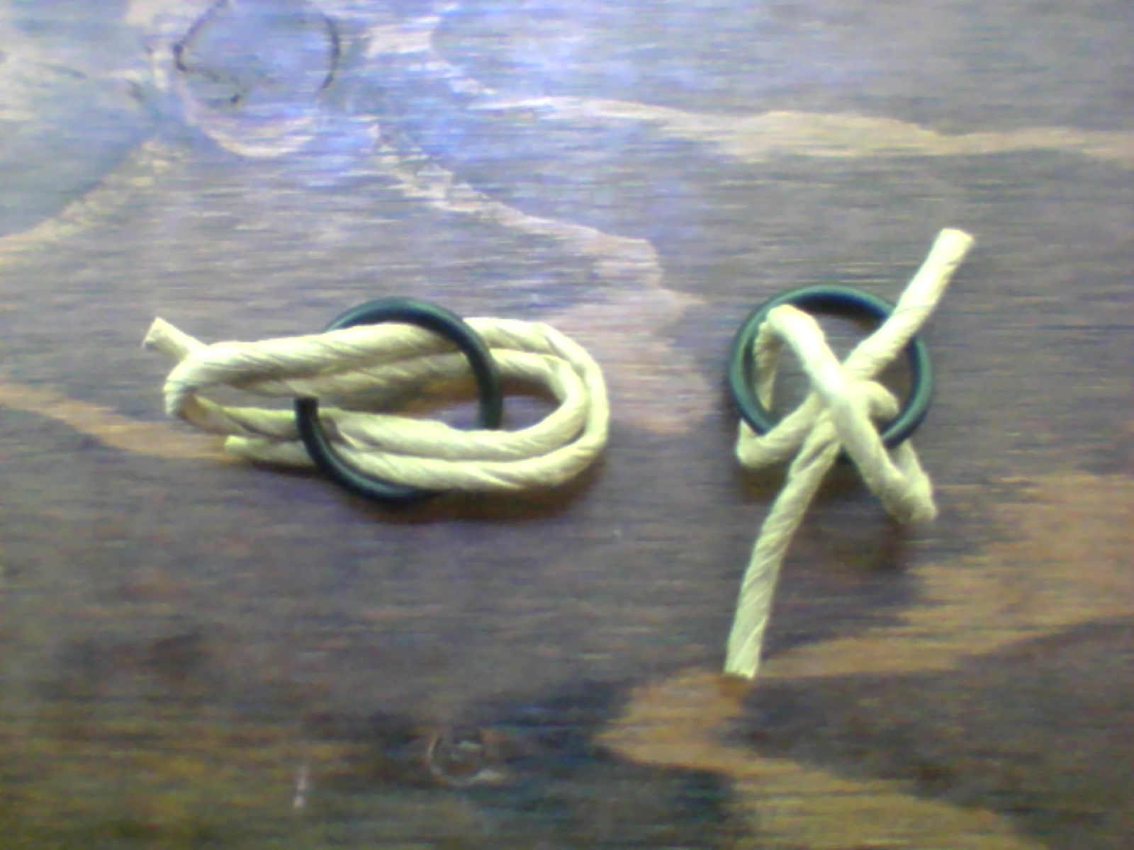 Solomon's Knot and Clove Hitch.jpg