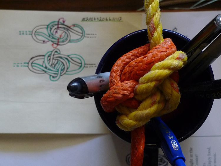 knots-Ashley_Bowled_Over_1452-M750-2.jpg