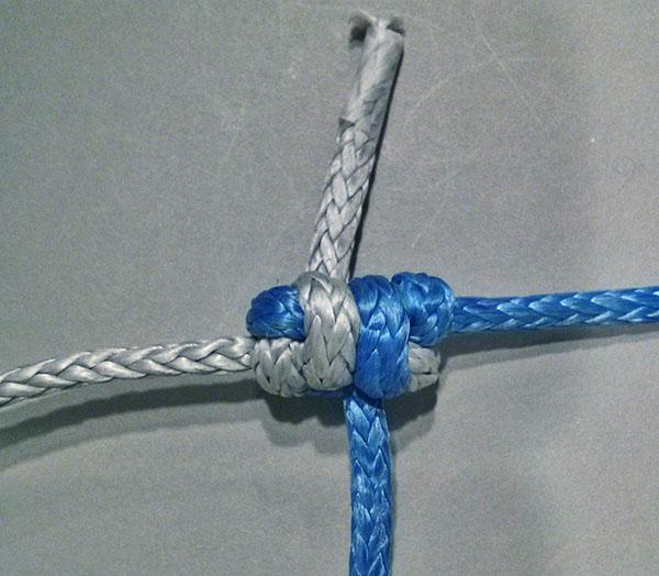 knot_back.jpg