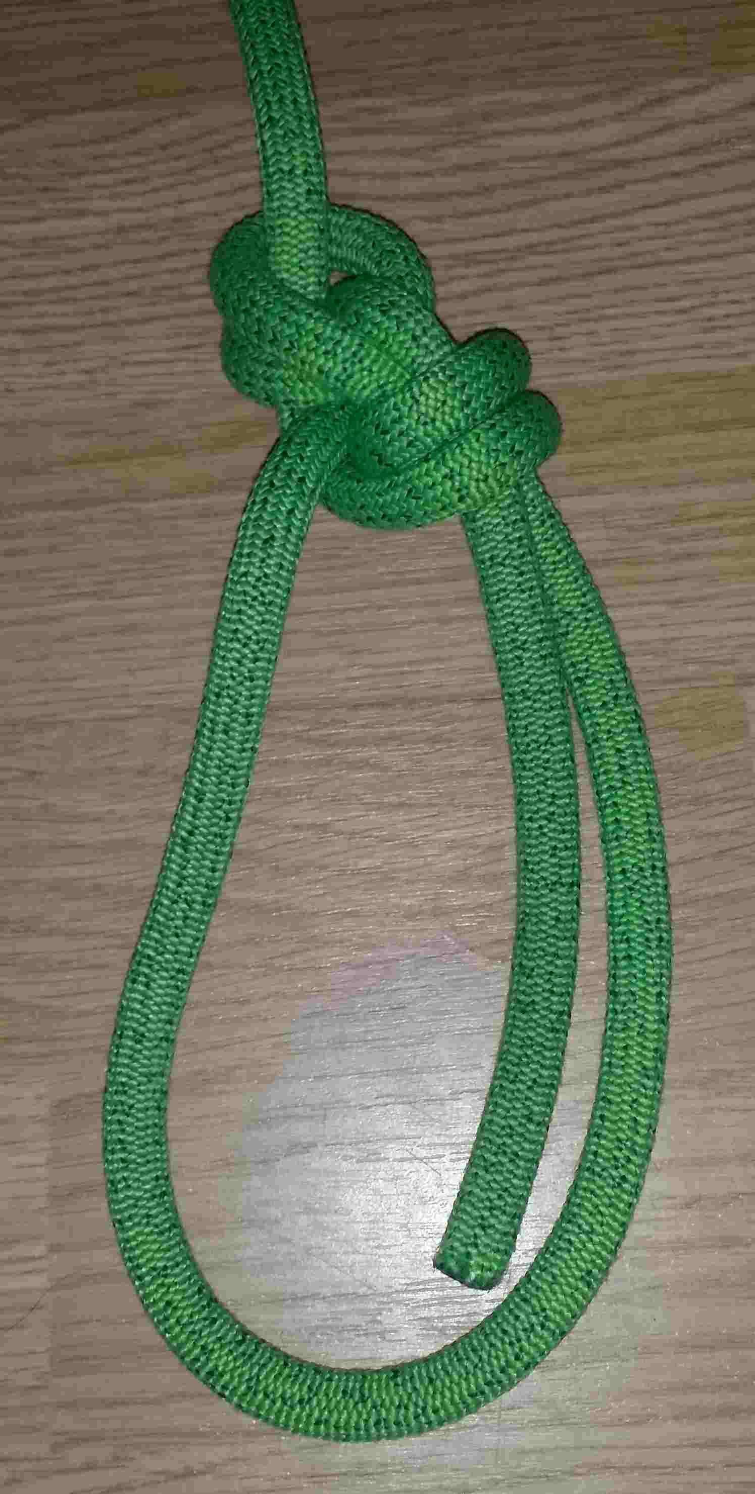 Wrapped collar double bowline front.jpg