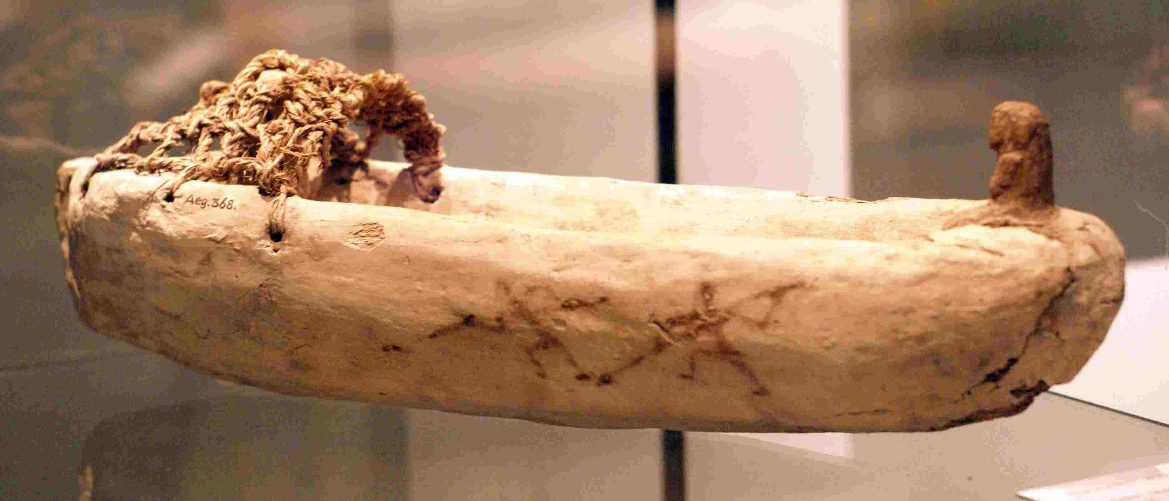 HMB_AE_368_-_Barke_mit_Menschenfiguren.jpg
