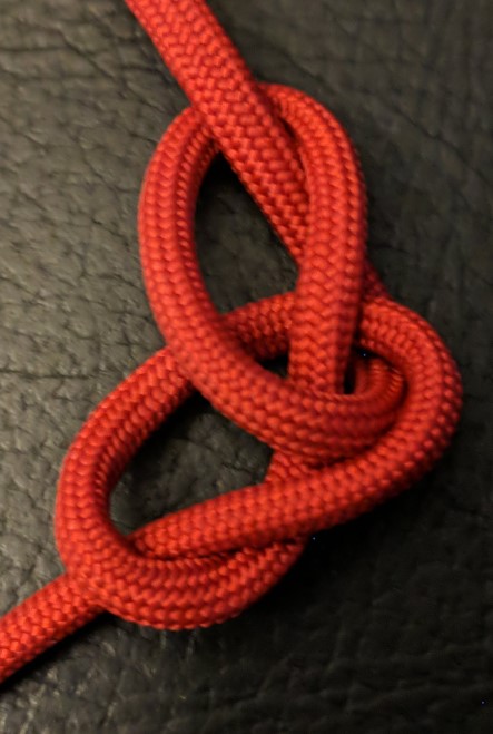 symmetric knot.jpg